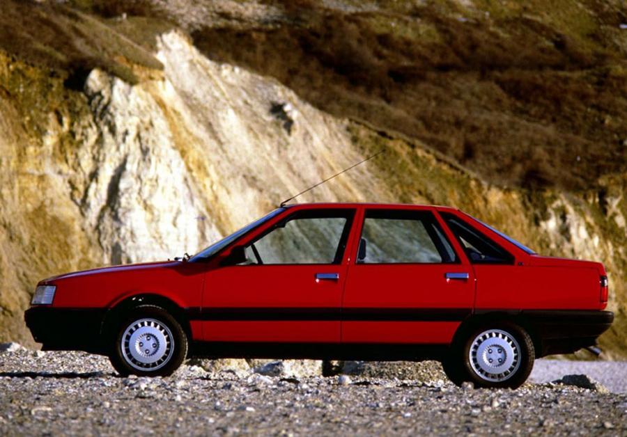  Renault 21 1990 года  (фото 3 из 6)